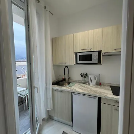 Newly Refurbished Nicea